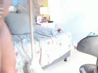 anniefoxx live cam preview