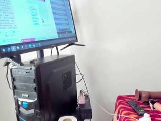 black-rosse Live Webcam on CamSoda