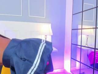 black-rosse live webcam on Soda Cams