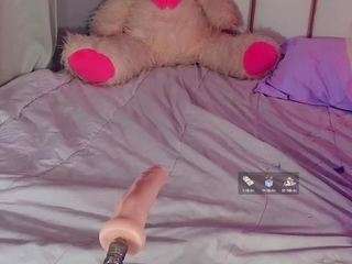 sheerlyn Live Webcam on CamSoda