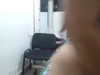 marckanjossi's Live Sex Cam Show