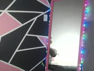 demiroses's Live Sex Cam Show