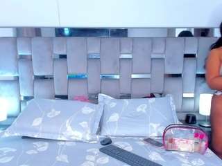 cammiila Strip live webcam