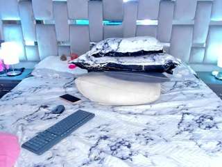 cammiila live cam profile