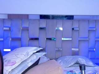 cammiila Sex Cam Show