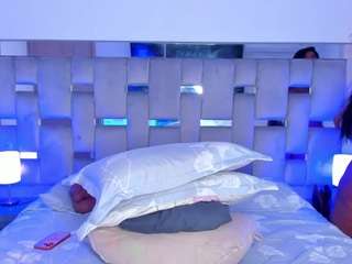 cammiila live webcam show