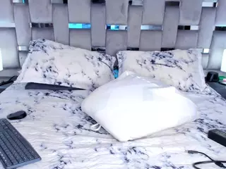 cammiila's Live Sex Cam Show