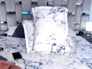 cammiila's Live Sex Cam Show