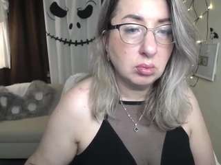mimicook from CamSoda is Freechat