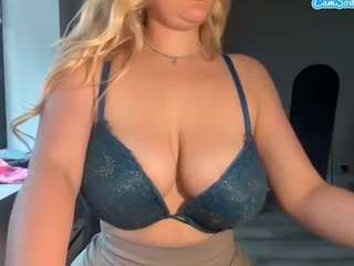nerdygirlruby webcam