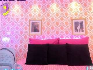 sophiaxherrera Live Webcam on CamSoda