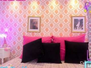 Live webcam model sophiaxherrera on Soda Cams