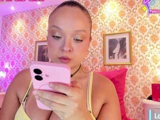 Live cam show with Queen S.