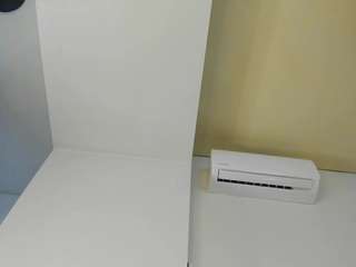 bella-sweeet Live Webcam on CamSoda