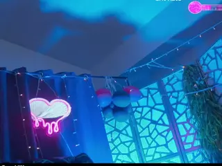 succubus-rosemilk's Live Sex Cam Show