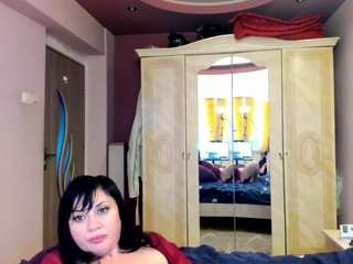MilfDomina69 live cam preview