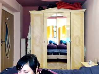 MilfDomina69 live cam preview