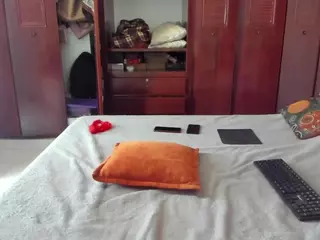 luiissa's Live Sex Cam Show