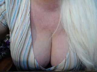 failofayear's CamSoda show and profile