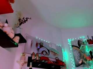 2bigass4_u live webcam show