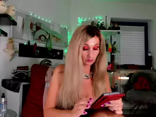 2bigass4_u's Live Sex Cam Show