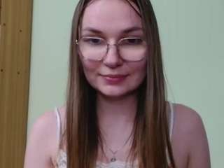 elly-classy live profile
