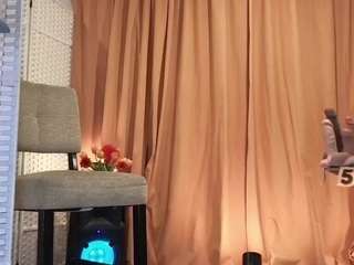  twofriends chat room