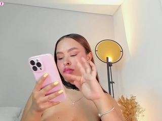 haley-drip Live Webcam on CamSoda