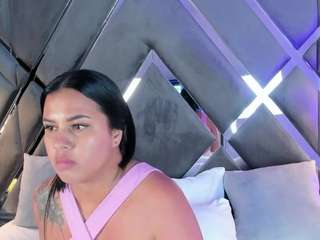 mia-evansx