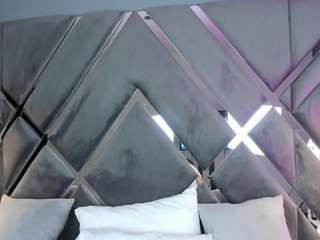 mia-evansx Live Webcam on CamSoda