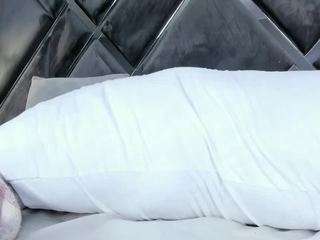 mia-evansx live webcam show