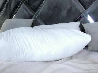 mia-evansx live cam