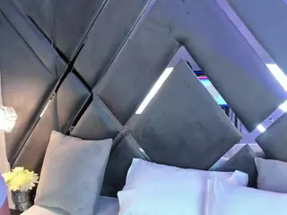 mia-evansx's Live Sex Cam Show
