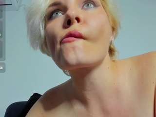 cosmicwarrior Live Webcam on CamSoda