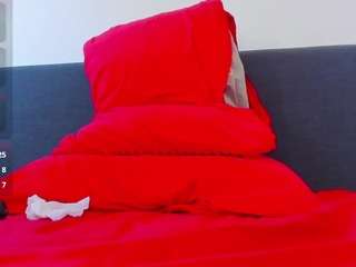 cosmicwarrior Live Webcam on CamSoda