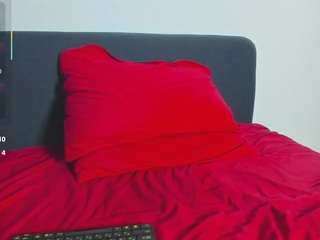 cosmicwarrior Live Webcam on CamSoda