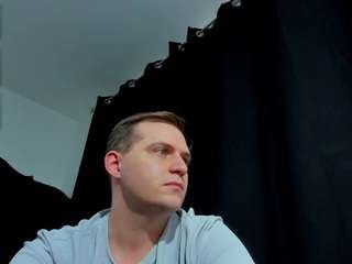 cosmicwarrior Live Webcam on CamSoda