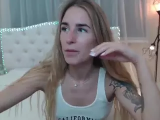 paradisemia's Live Sex Cam Show