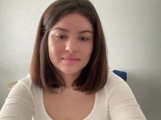 youramy Live Webcam on CamSoda