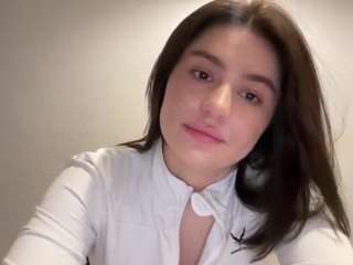 youramy Live Webcam on CamSoda