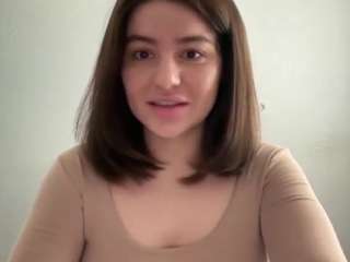 Live webcam model youramy on Soda Cams