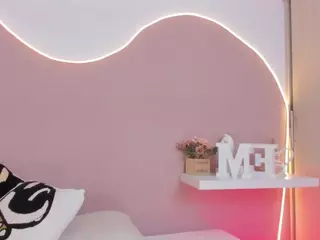 Ellie Mitchell's Live Sex Cam Show