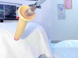 emily-philip Live Webcam on CamSoda