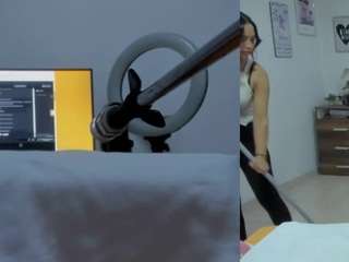 emily-philip Live Webcam on CamSoda