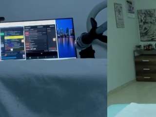 emily-philip's CamSoda show and profile