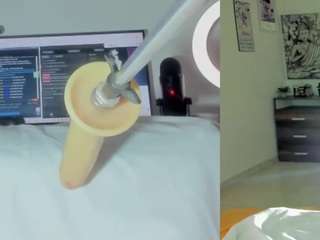 emily-philip live cam profile