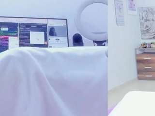 emily-philip live webcam show