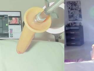 Emily live cam preview