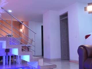 lara-giraldo Webcam Model Profile