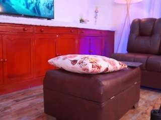lara-giraldo webcam